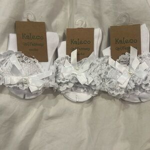 3 packs of girls small dress socks. Fit around a size 6